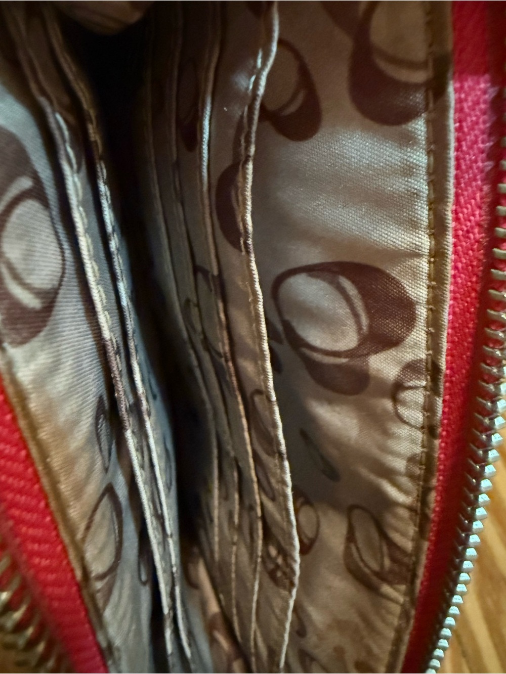 Coach Poppy Red Leather Wristlet Clutch with Front Zip Pocket - Picture 7 of 9